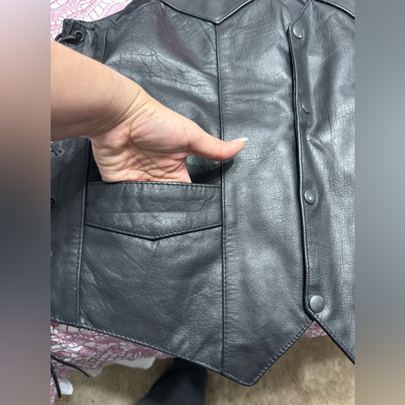 Vance Leathers Black Vest - Picture 3 of 7